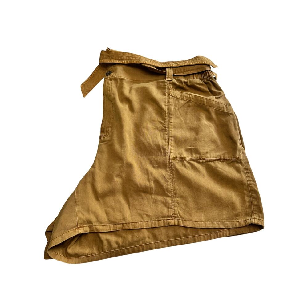 NWOT Lot of 3 Old Navy Shorts-Women's 4X